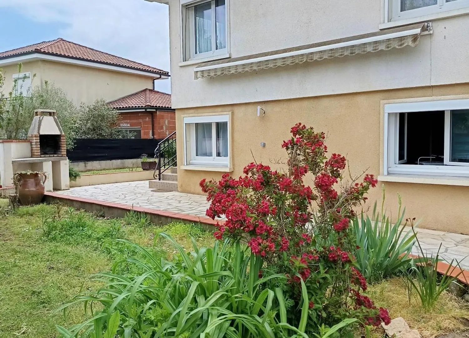 Labastide-Saint-PierreLa Bastideアパートメント Labastide-Saint-Pierre